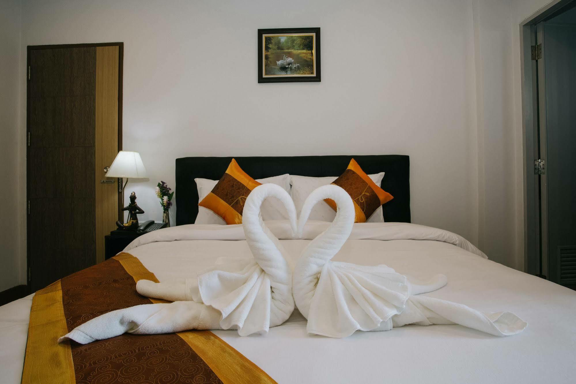 Noble Tarntong Boutique Bed & Breakfast Chiang Mai Exterior photo