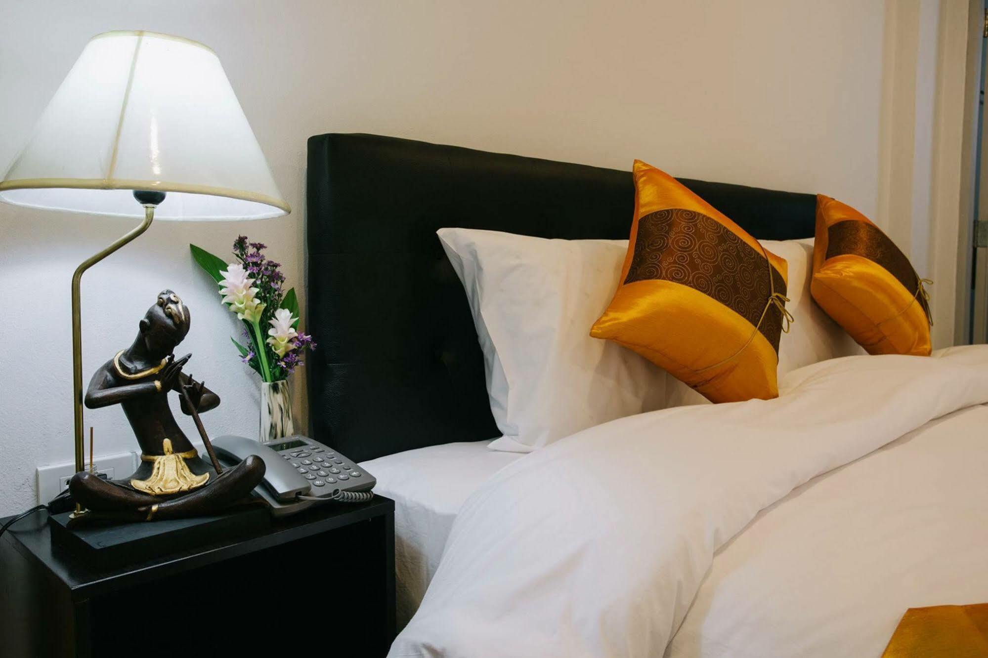 Noble Tarntong Boutique Bed & Breakfast Chiang Mai Exterior photo