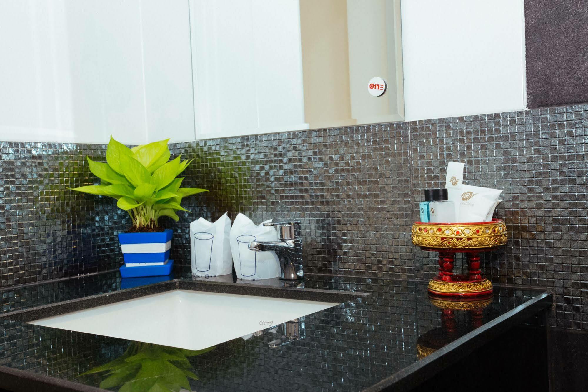 Noble Tarntong Boutique Bed & Breakfast Chiang Mai Exterior photo